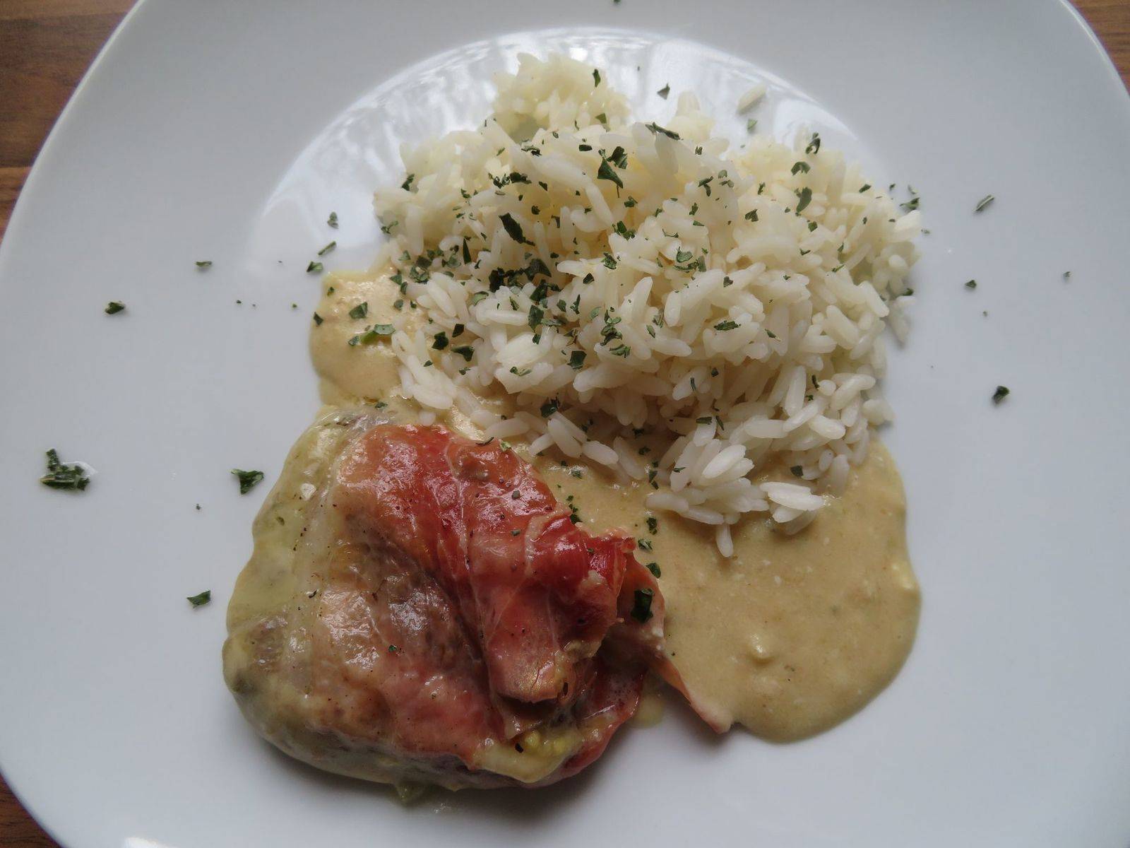 Minutensteak-Päckchen in Weißwein-Maissauce