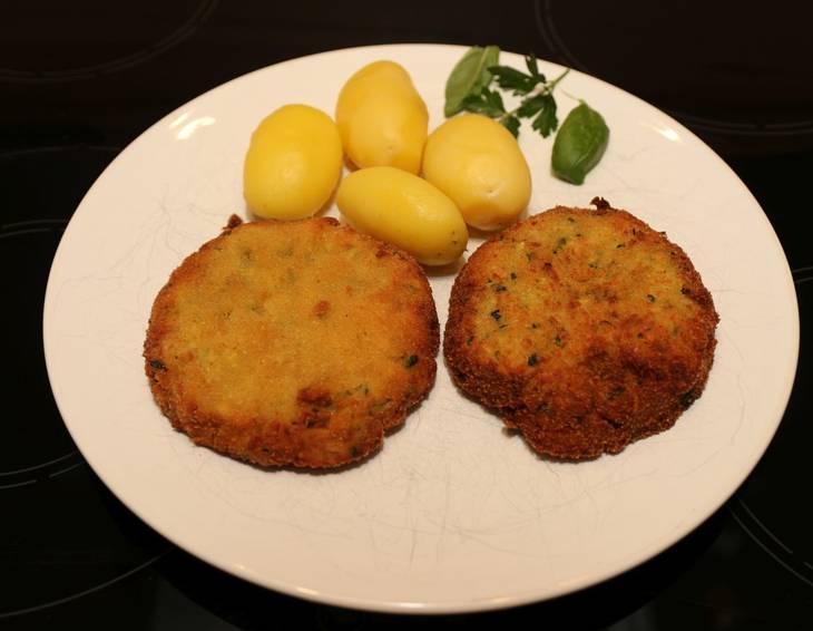 Zucchini-Käse-Laibchen Zucchini-Käse-Laibchen