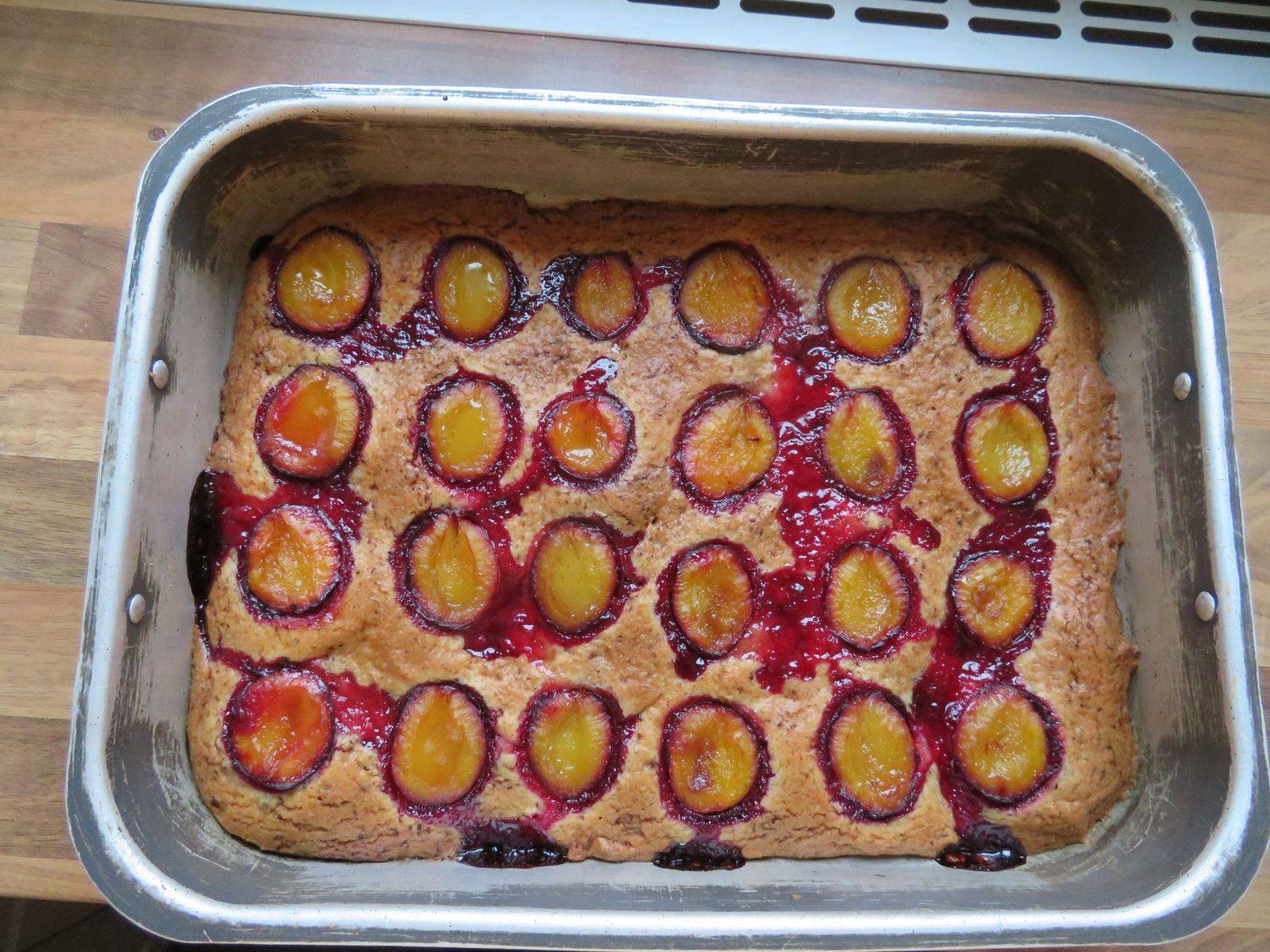 Zwetschkenkuchen Rezept - ichkoche.ch