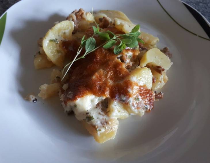 Kartoffelauflauf mit Eierschwammerln Kartoffelauflauf mit Eierschwammerln