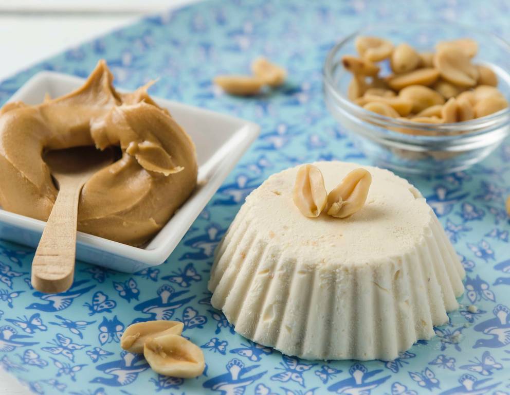 Cremiges Erdnussbutter-Milcheis Cremiges Erdnussbutter-Milcheis