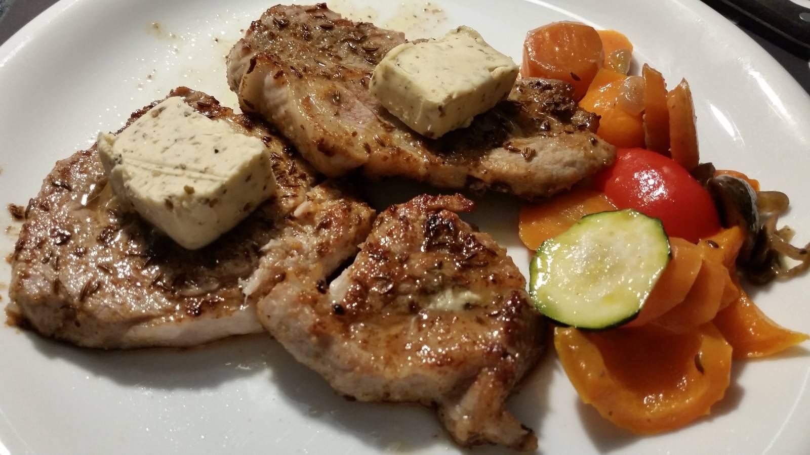 Schopfsteaks mit Grillpaprika