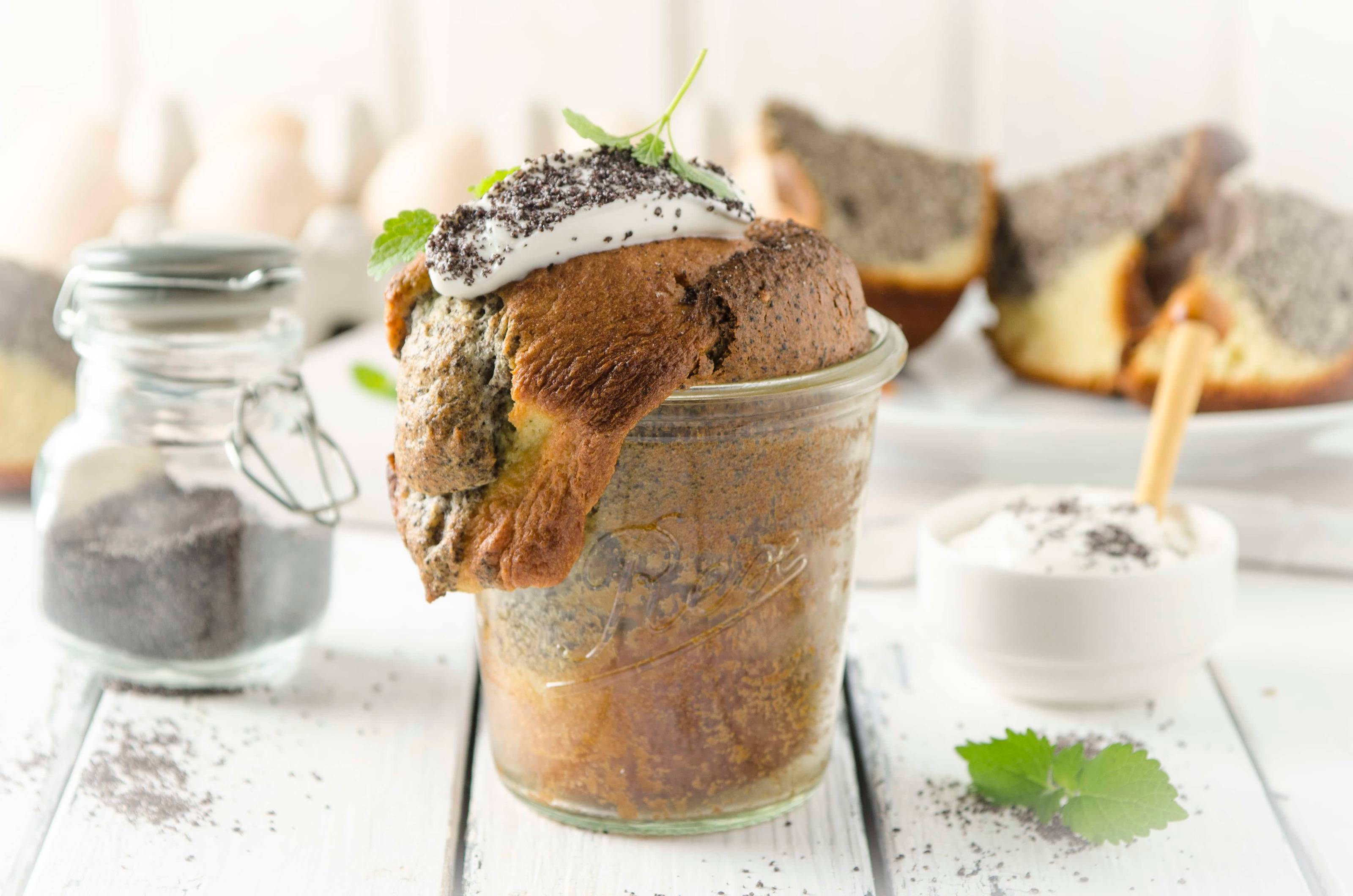 Mohn-Joghurtkuchen im Glas Rezept