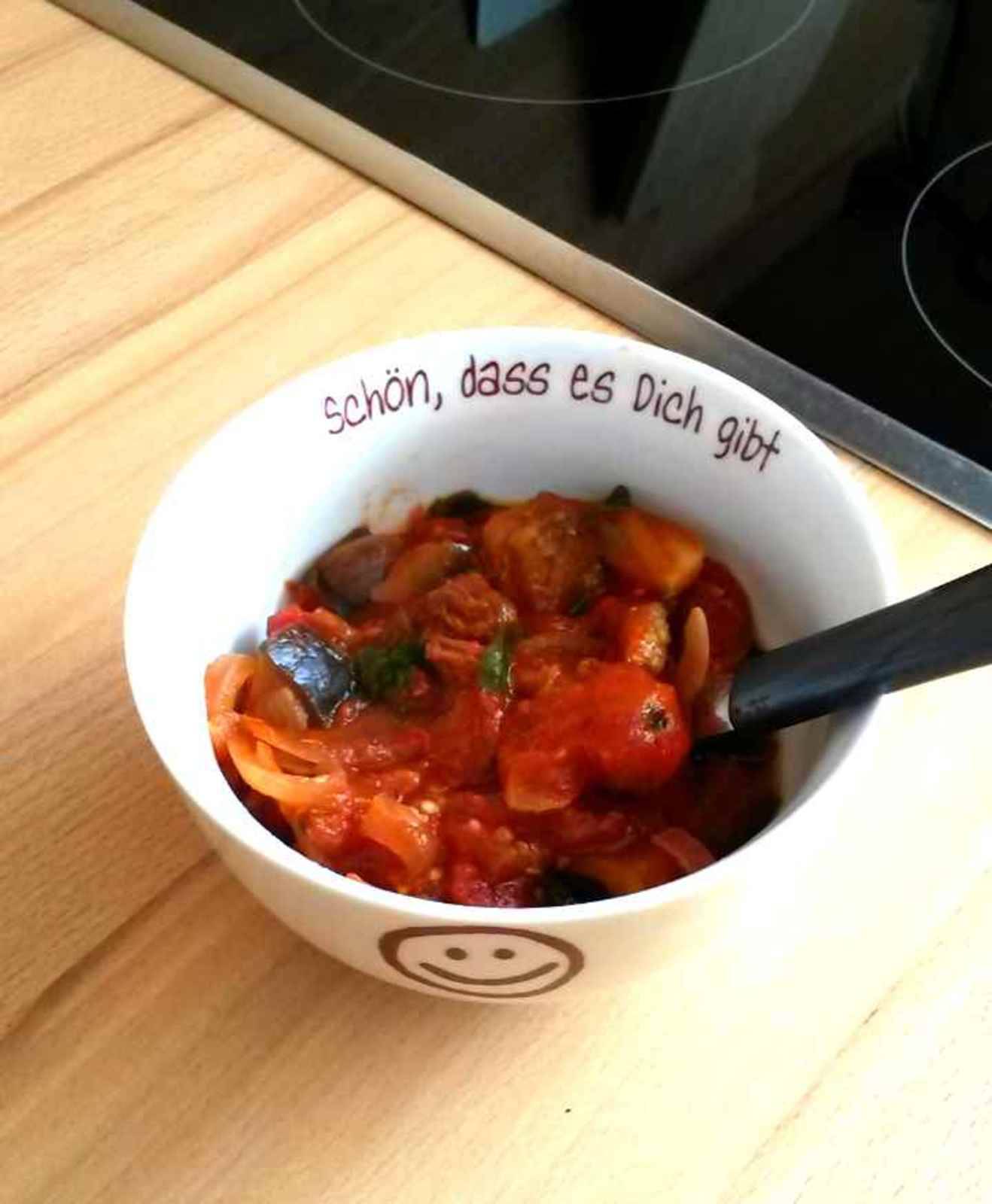 Melanzani-Eintopf Rezept - ichkoche.de Melanzani-Eintopf Rezept - ichkoche.de