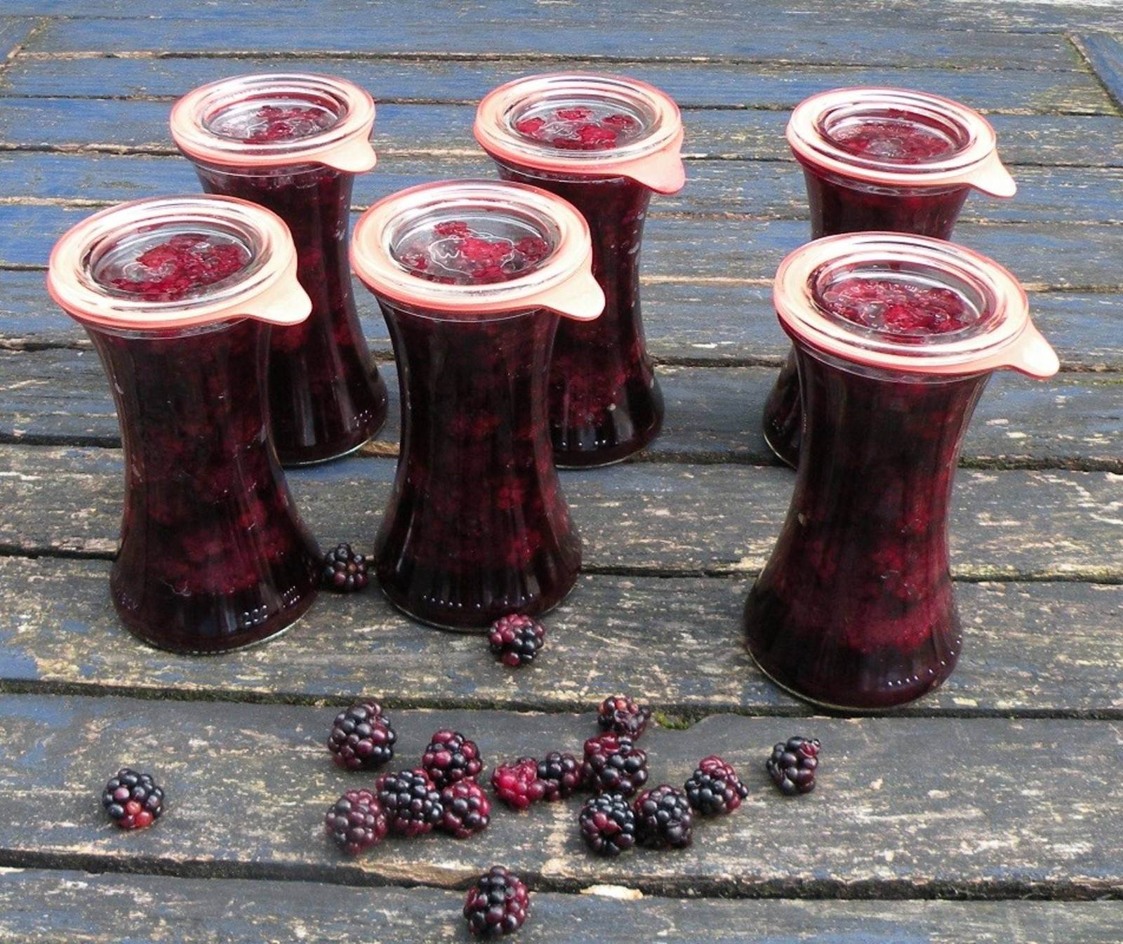 Süßsauer eingelegte Brombeeren Rezept - ichkoche.de Süßsauer eingelegte Brombeeren Rezept - ichkoche.de