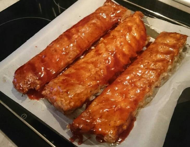 Spareribs mit Honigglasur Spareribs mit Honigglasur