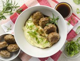 Butterschnitzel-Erdäpfelpüree-Bowl