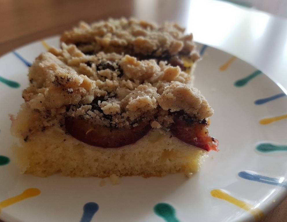 Zwetschkenstreuselkuchen mit Mohn Zwetschkenstreuselkuchen mit Mohn