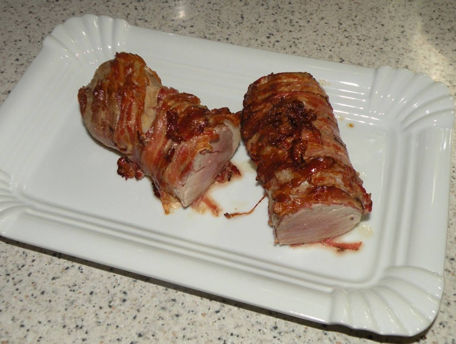 Schweinslungenbraten im Speckmantel