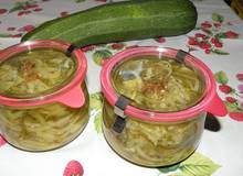 Zucchinisalat sauer eingekocht Zucchinisalat sauer eingekocht