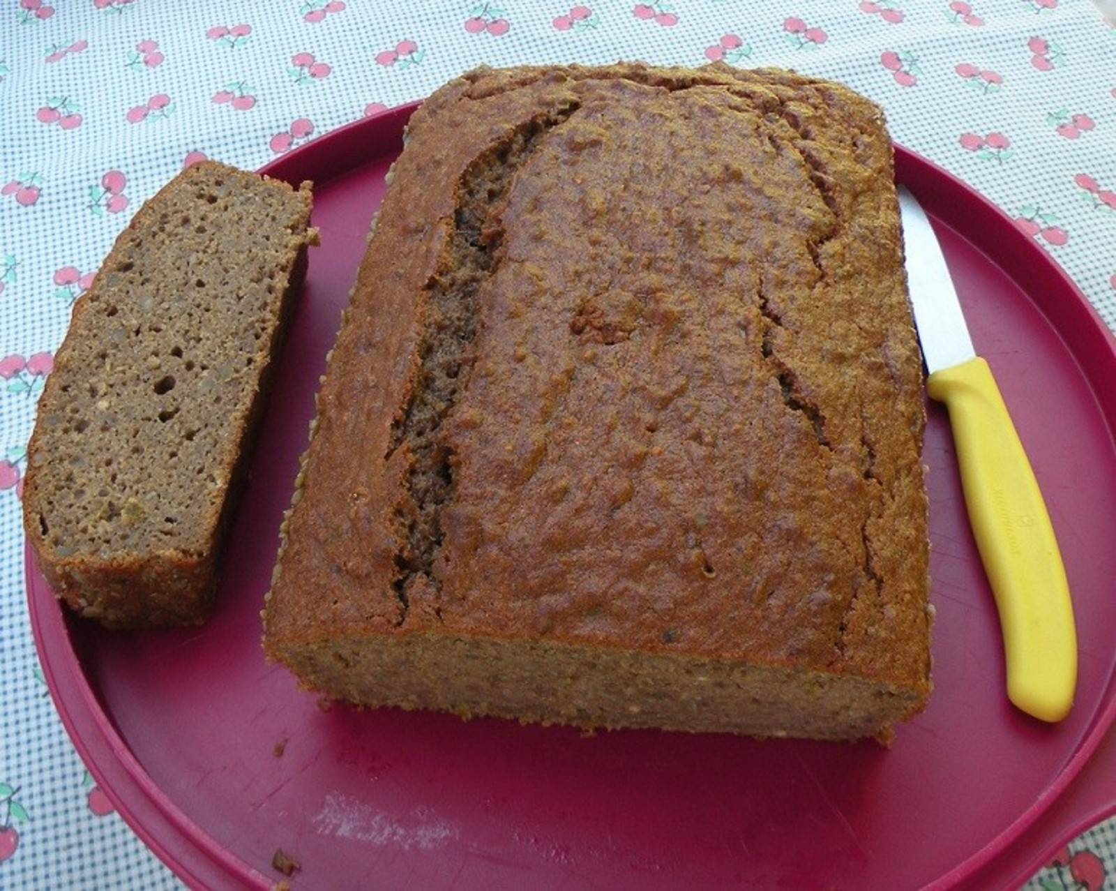 Bananen-Nuss-Kuchen Rezept - ichkoche.de Bananen-Nuss-Kuchen Rezept - ichkoche.de