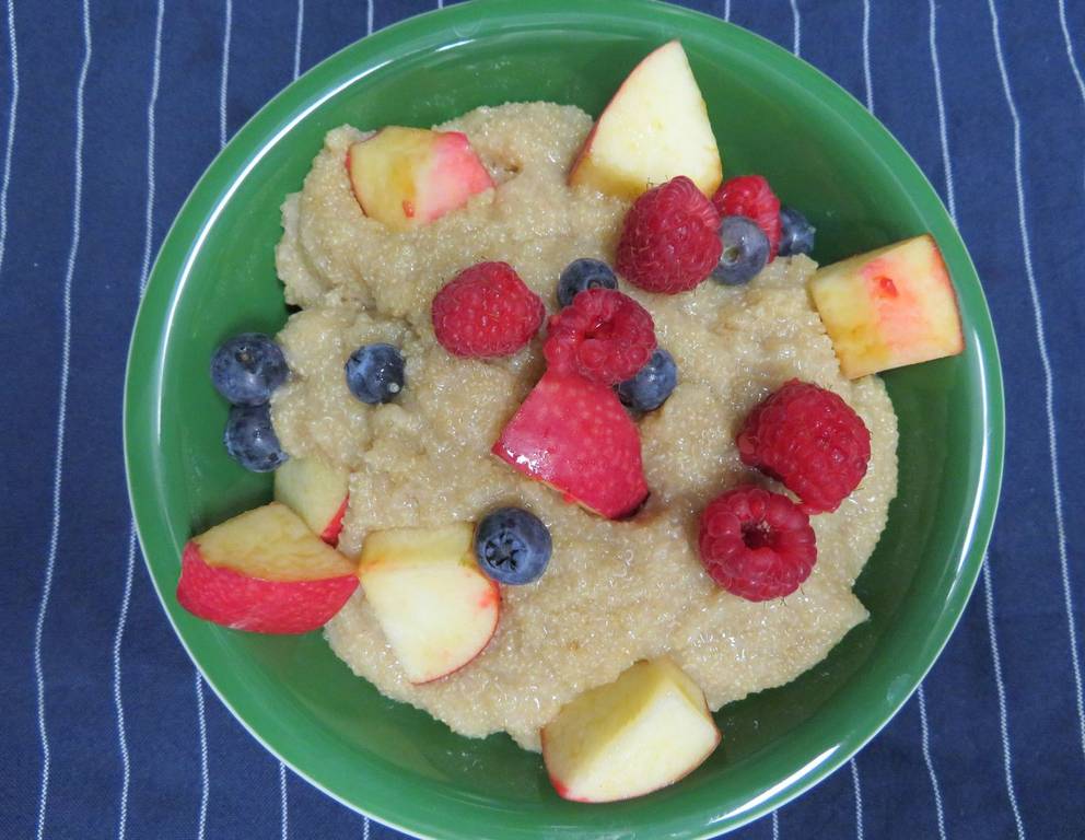 Basischer Amaranth-Frühstücksbrei aus dem Dampfgarer Basischer Amaranth-Frühstücksbrei aus dem Dampfgarer