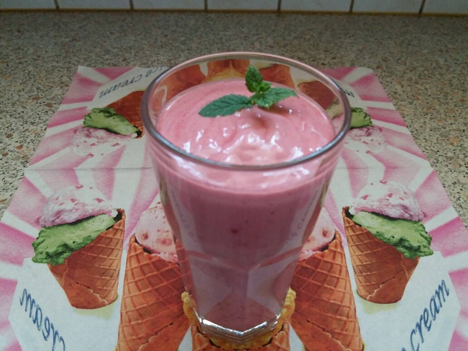 Himbeer-Drink Rezept - ichkoche.de Himbeer-Drink Rezept - ichkoche.de