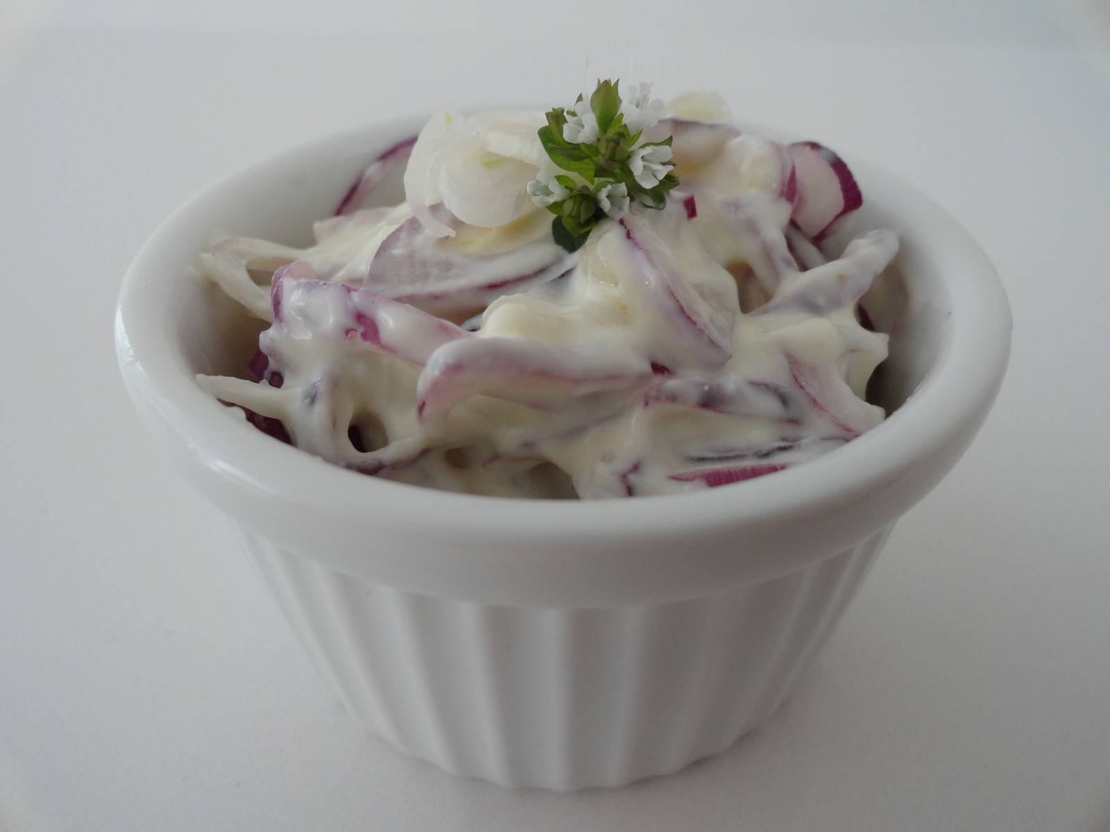 Zwiebelsalat Rezept - ichkoche.de