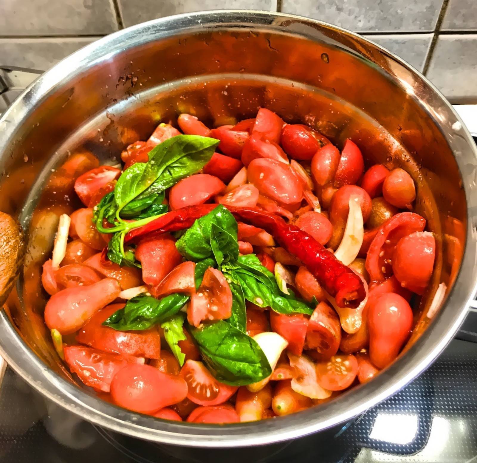 Tomatensauce auf Vorrat