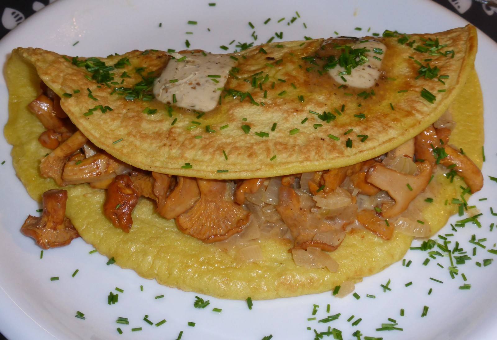 Currypalatschinken mit Eierschwammerlfülle Currypalatschinken mit Eierschwammerlfülle