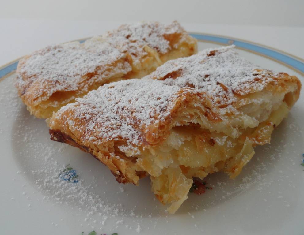 Apfel-Topfenschnitten Apfel-Topfenschnitten