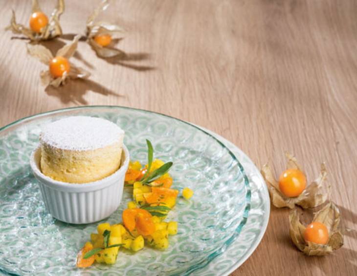 Vanillesoufflé mit Mango