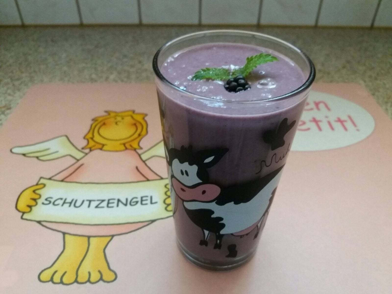 Brombeer-Shake