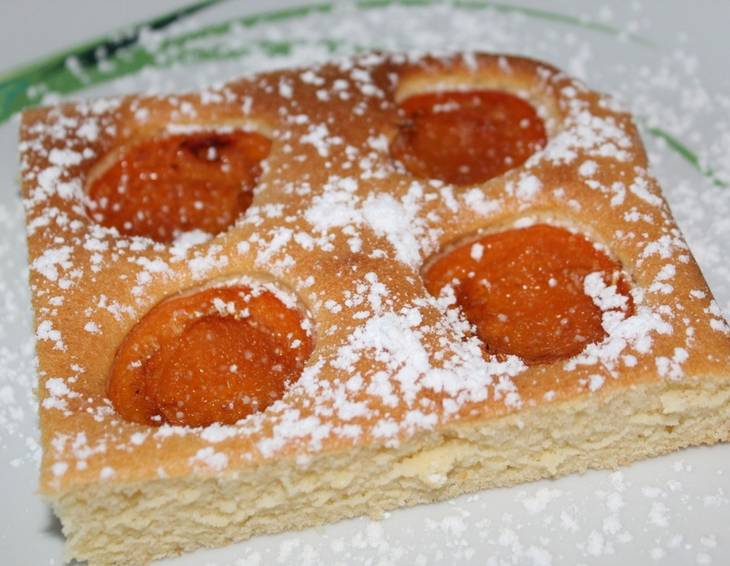 Einfacher Marillenkuchen