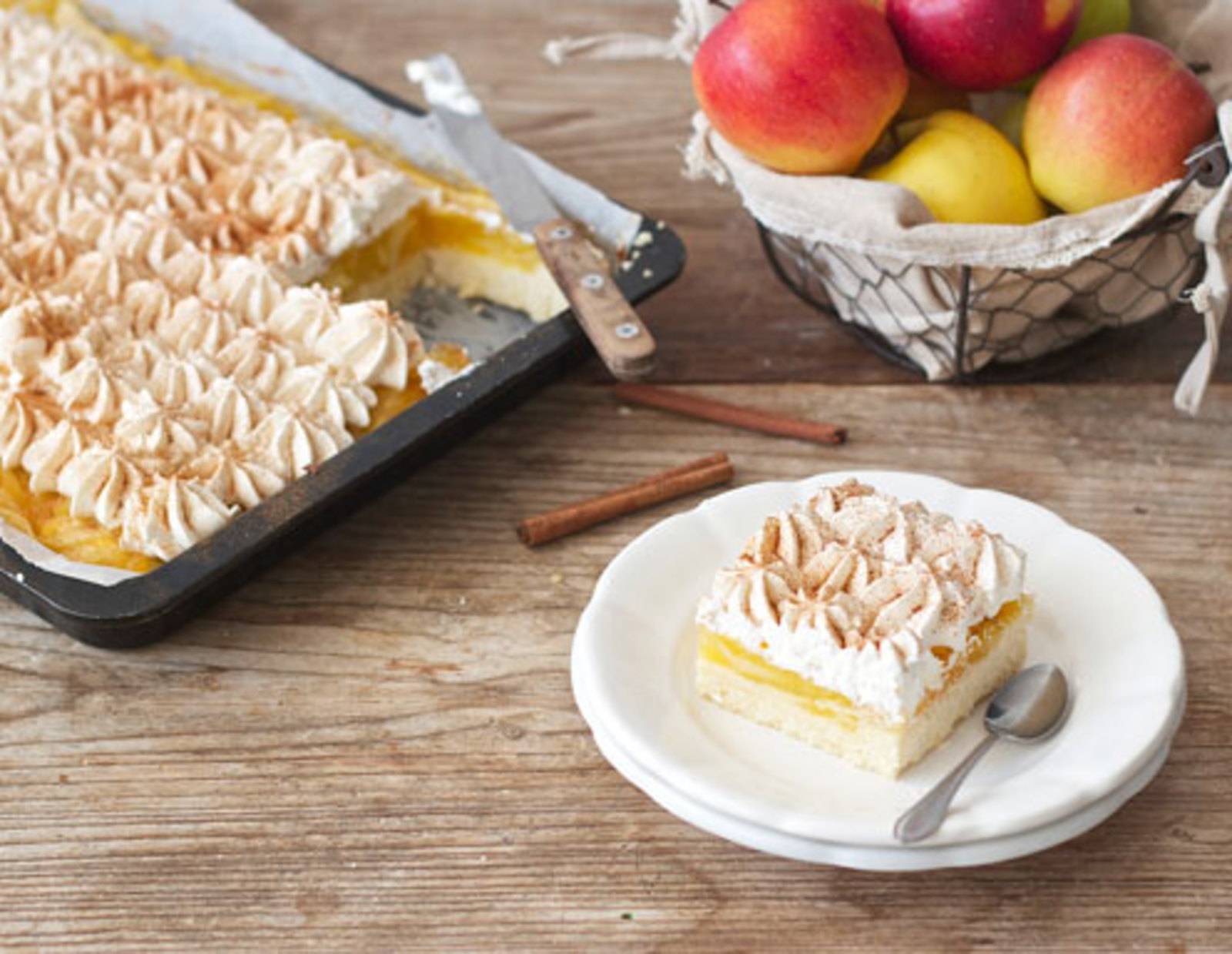Apfel-Blechkuchen Rezept