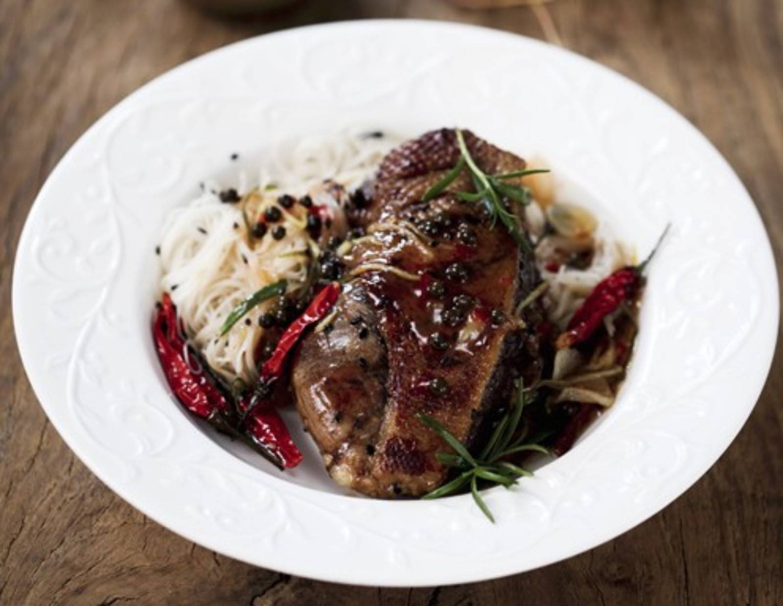 Gansl mit Chilischoten und Glasnudeln Rezept