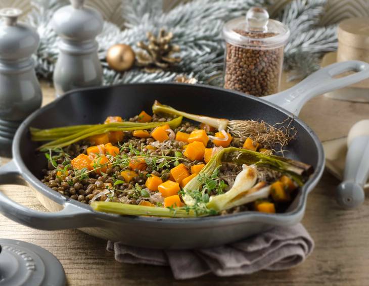 Berglinsen-Kürbis-Gemüse mit geschmorter Jungzwiebel Berglinsen-Kürbis-Gemüse mit geschmorter Jungzwiebel