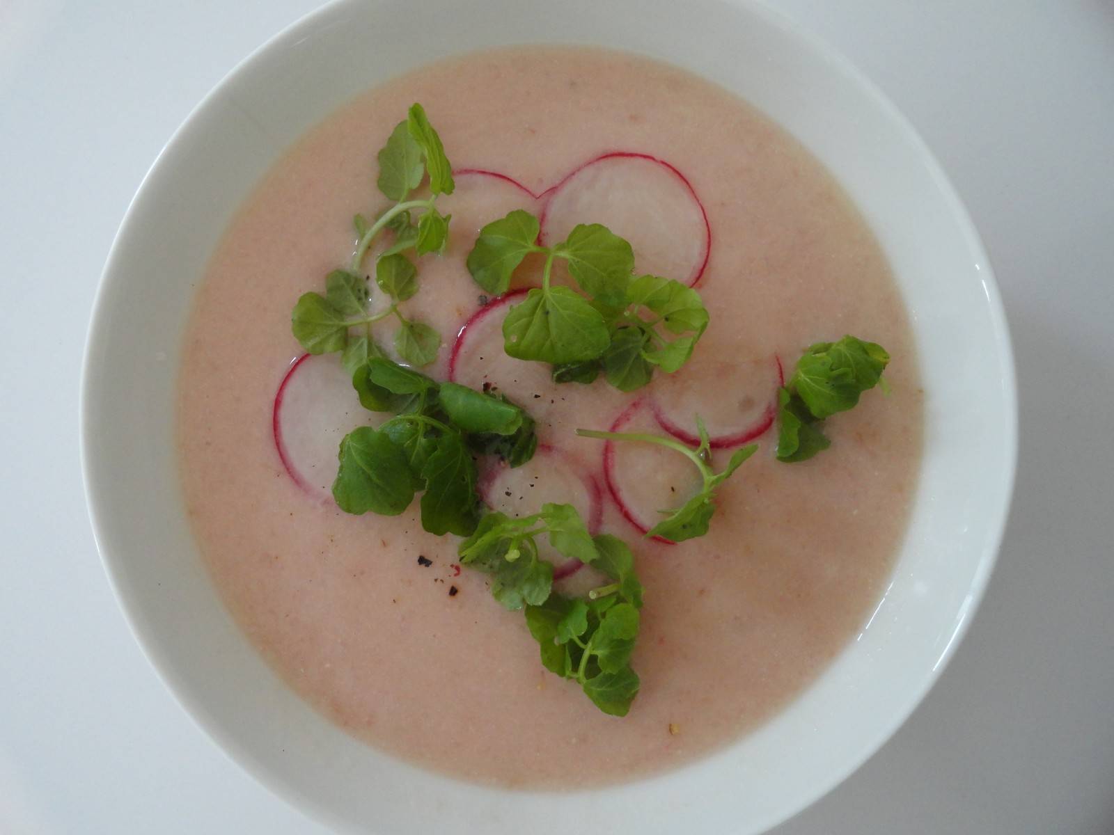 Radieschensuppe Rezept - ichkoche.de Radieschensuppe Rezept - ichkoche.de