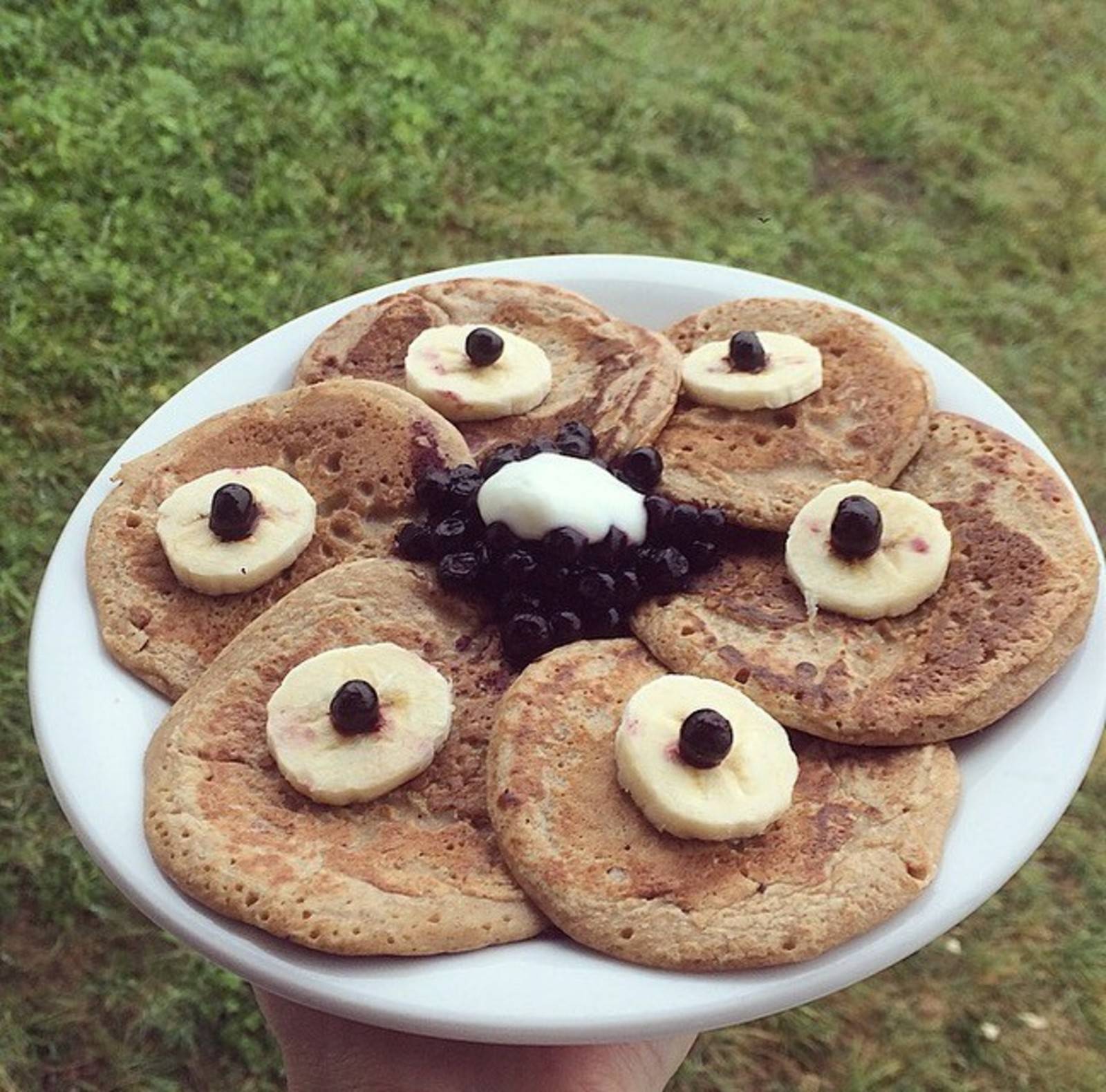 Bananenpancakes mit Heidelbeeren Bananenpancakes mit Heidelbeeren
