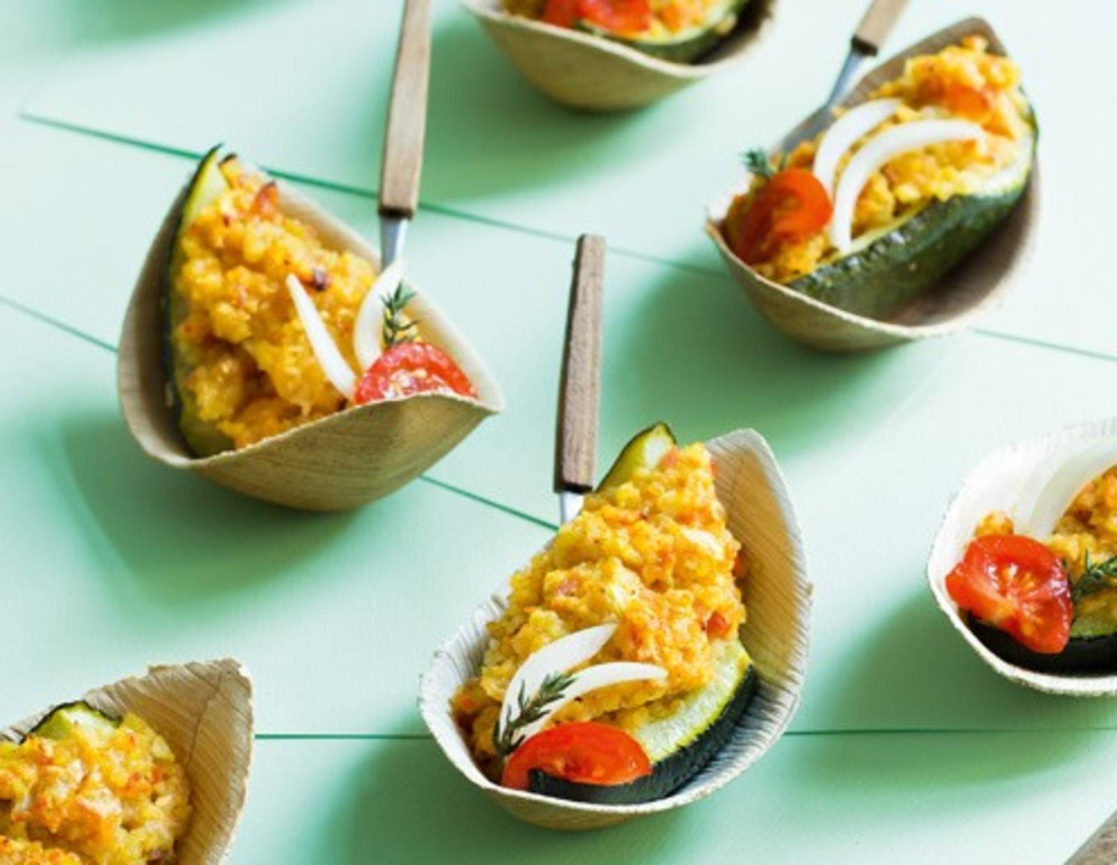 Zucchinischiffchen mit Bulgur Rezept