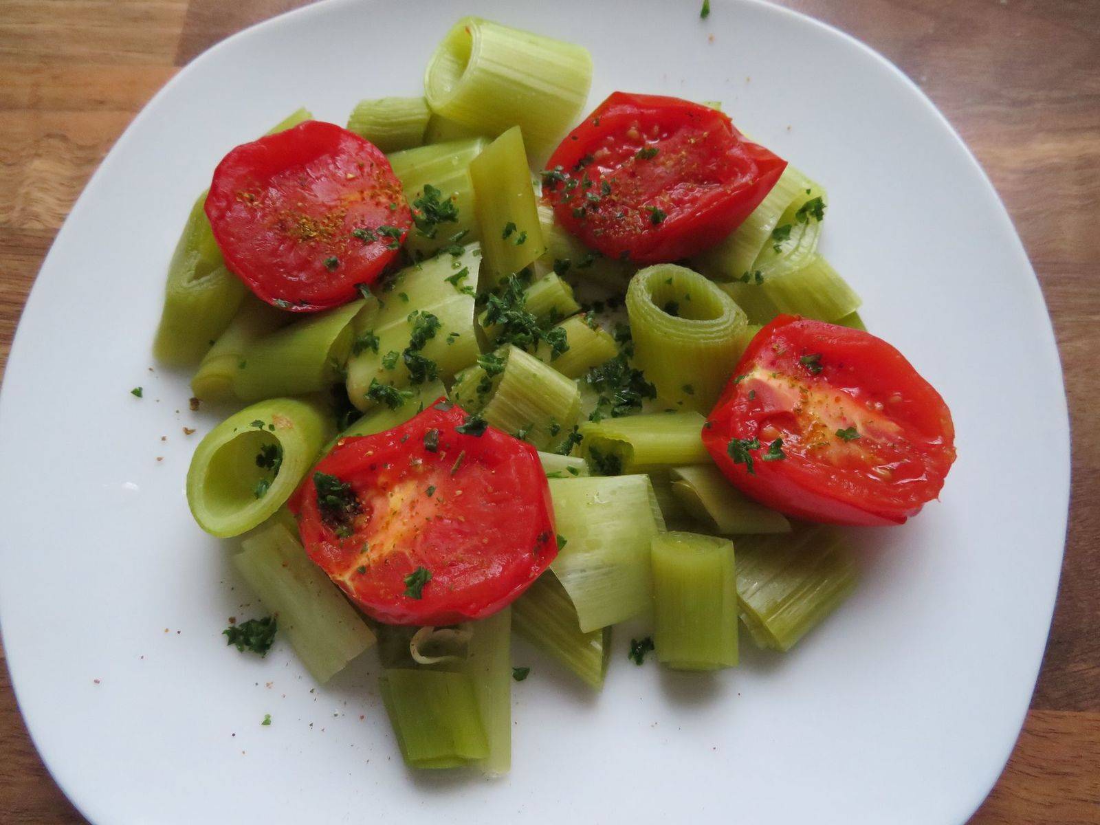Lauch-Tomaten Gemüse aus dem Dampfgarer