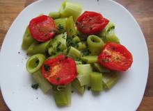 Lauch-Tomaten Gemüse aus dem Dampfgarer Lauch-Tomaten Gemüse aus dem Dampfgarer