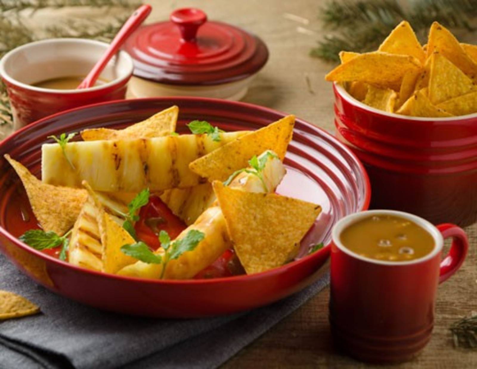 Gegrillte Ananas mit Salzkaramell und Tortilla Chips Rezept
