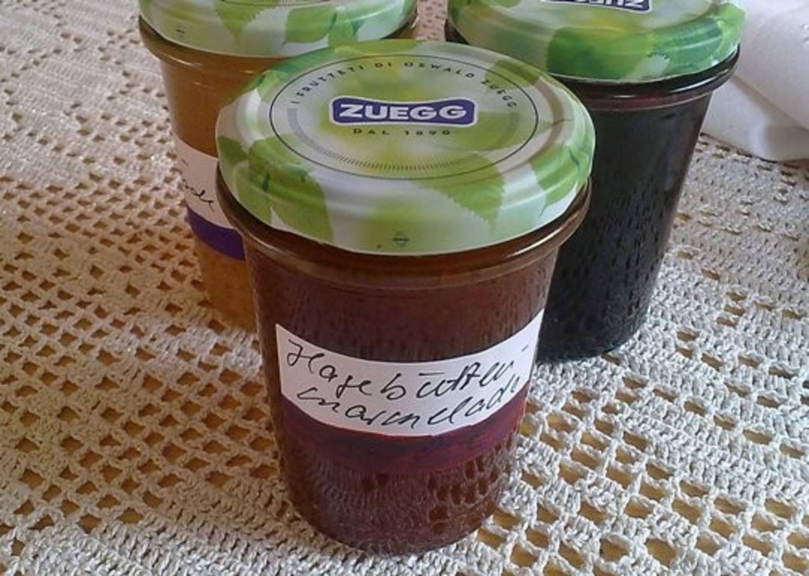 Hagebuttenmarmelade Rezept - ichkoche.de Hagebuttenmarmelade Rezept - ichkoche.de