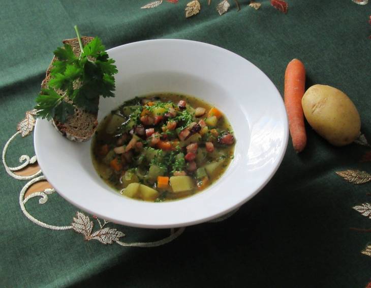 Aufgeschmalzene Kartoffelsuppe Aufgeschmalzene Kartoffelsuppe