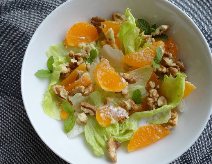 Chicorée-Salat mit Mandarinen