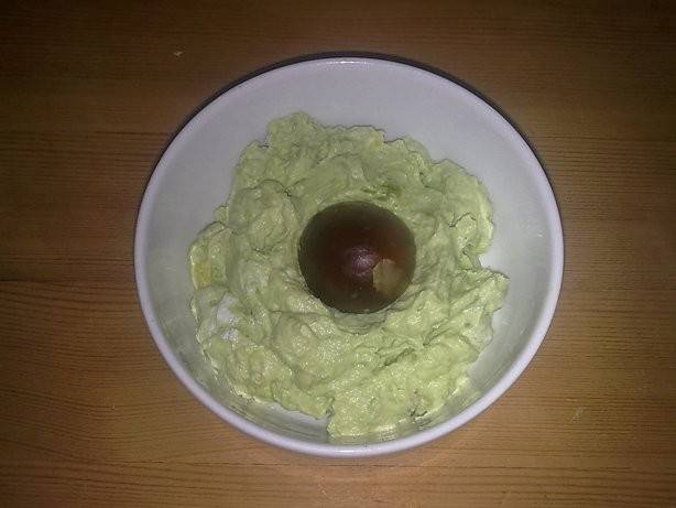 Avocado-Knoblauch-Aufstrich Rezept - ichkoche.ch Avocado-Knoblauch-Aufstrich Rezept - ichkoche.ch