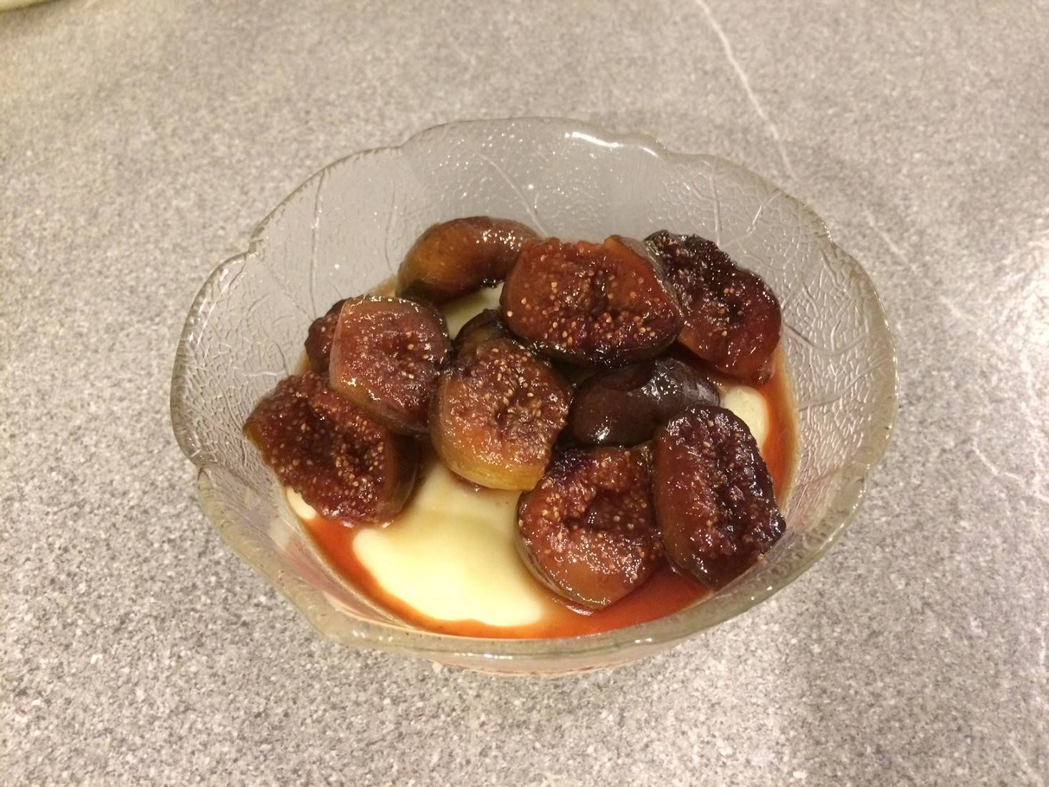 Vanillecreme mit Feigenkompott Rezept - ichkoche.de