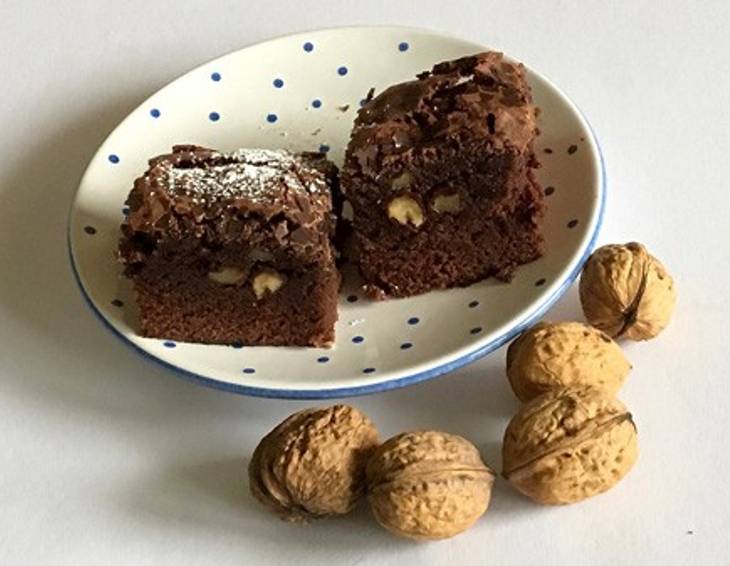 Brownies mit Walnüssen Brownies mit Walnüssen