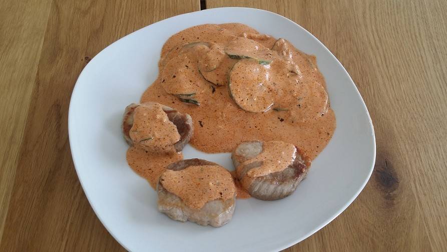 Schweinsmedaillons mit Frischkäse-Sauce Rezept - ichkoche.at