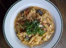 One-Pot-Pasta mit Zucchini und Cherrytomaten