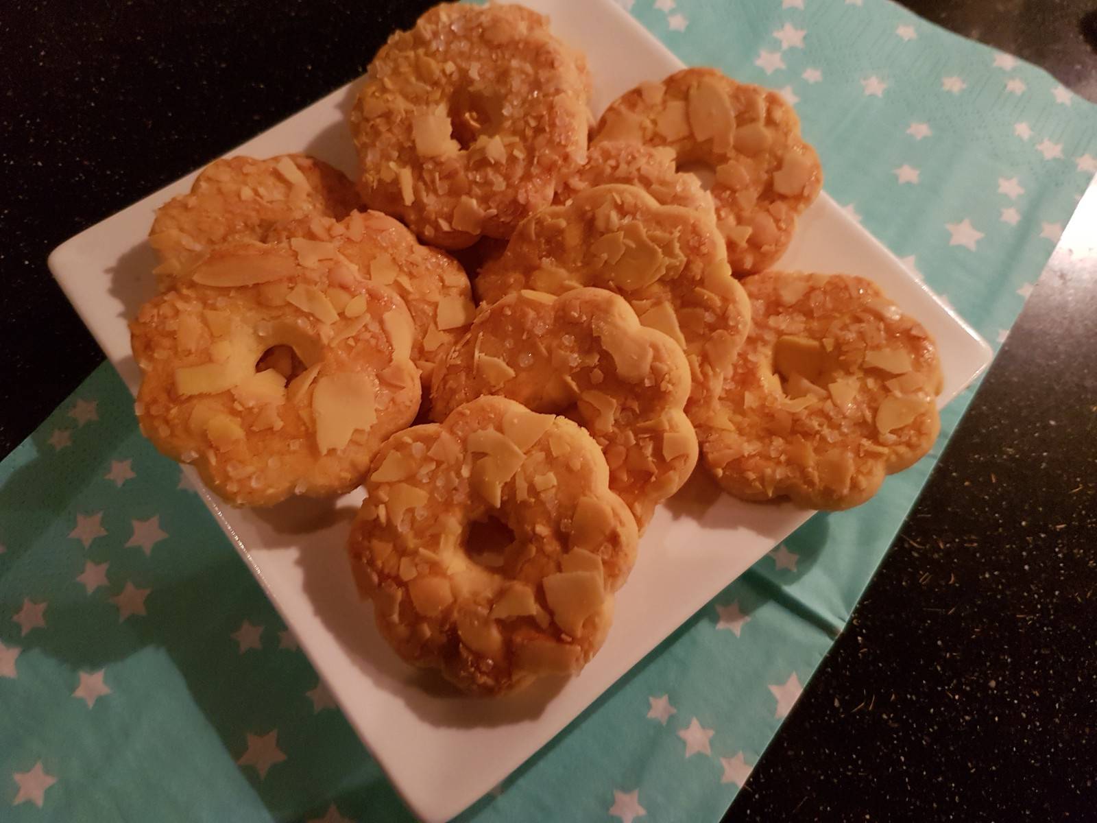 Mandelplätzchen Rezept - ichkoche.at Mandelplätzchen Rezept - ichkoche.at