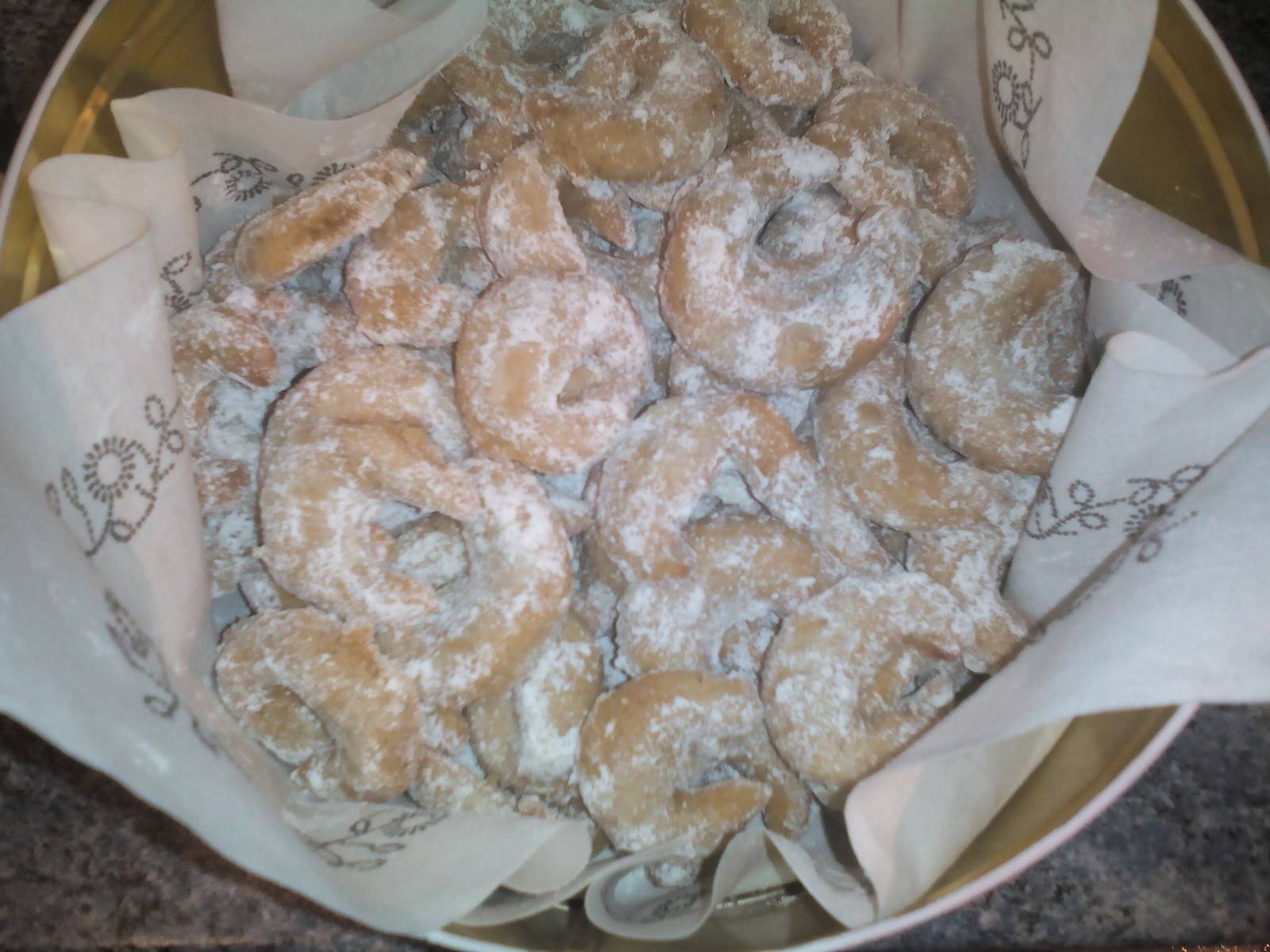 Vanillekipferln, Selbstgemacht Rezept - ichkoche.ch