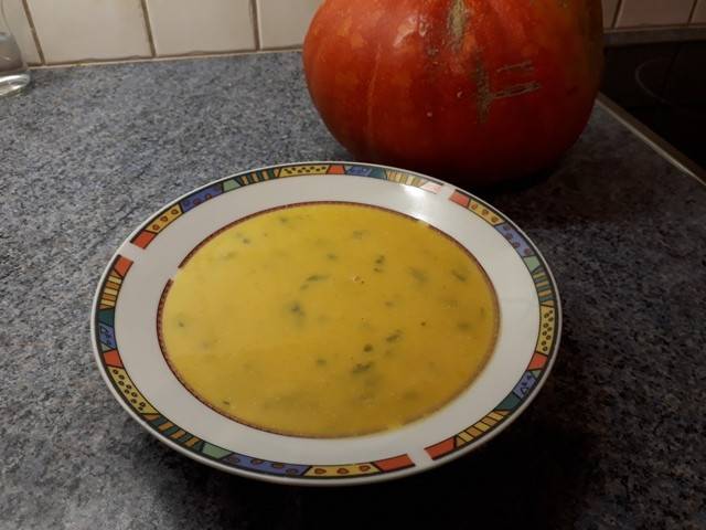 Kürbiscremesuppe mit Milch Rezept - ichkoche.ch Kürbiscremesuppe mit Milch Rezept - ichkoche.ch