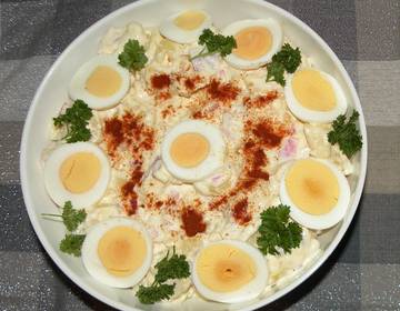 Pikanter Erdäpfelsalat Pikanter Erdäpfelsalat