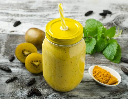 Golden Kiwi-Buttermilch-Shake Rezept