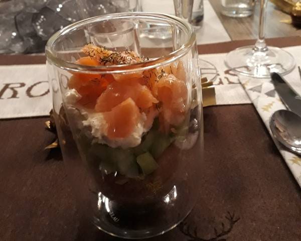 Räucherlachs mit Gurke im Glas Rezept - ichkoche.de