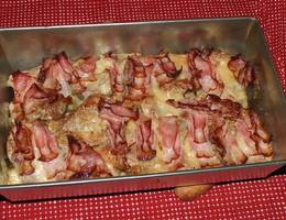 Überbackene Schweinsmedaillons Überbackene Schweinsmedaillons