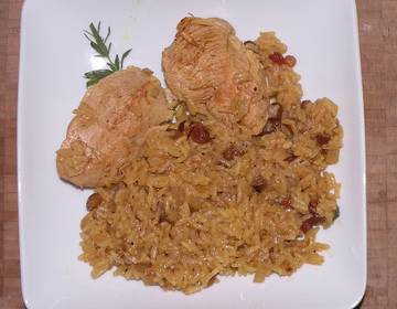 Gewürzreis mit Rosinen Gewürzreis mit Rosinen