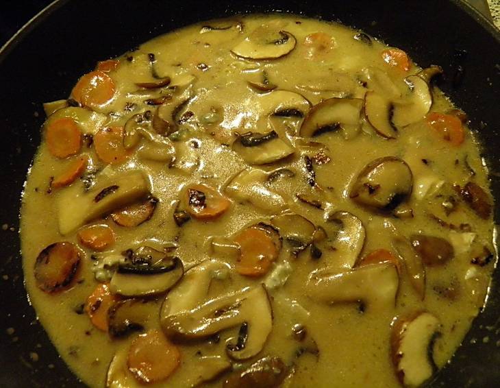 Champignon-Gorgonzola-Soße Champignon-Gorgonzola-Soße